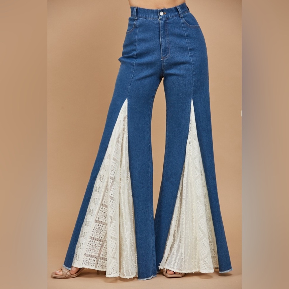 Lace Panel Super Flares